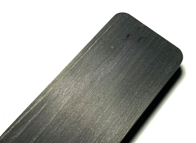 крупная фотография хорошего разрешения считывателя СКУД из черной липы